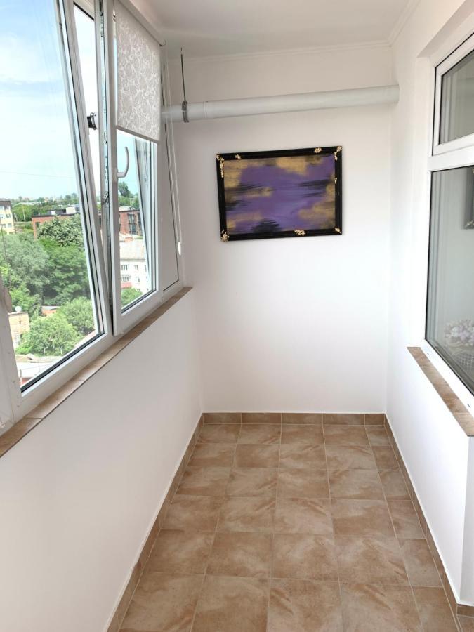Центр. Поруч Парк Та Став Leilighet Ternopil Eksteriør bilde